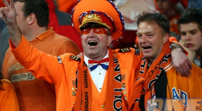 אוהדי נבחרת הולנד. מחצית שניה טובה של נבחרת האורנג´ (GettyImages) אוהדי נבחרת הולנד. מחצית שניה טובה של נבחרת האורנג´ (GettyImages)