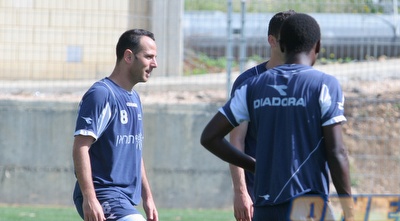 גיא צרפתי באימון (עמית מצפה) גיא צרפתי באימון (עמית מצפה)