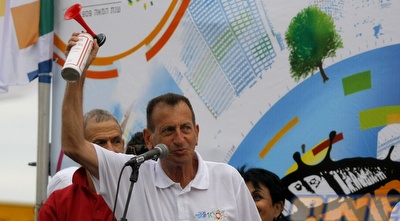 רון חולדאי (אמיר לוי)