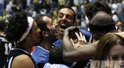 האשקלונים בטירוף לאחר השלשה המדהימה של קלי (אמיר לוי)