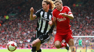 ג´רארד נלחם בפאביו קולוצ´יני (GettyImages)