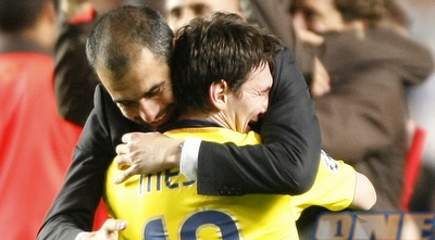 גוארדיולה ומסי. הפך את הארגנטיני לשחקן הטוב בעולם (רויטרס) גוארדיולה ומסי. הפך את הארגנטיני לשחקן הטוב בעולם (רויטרס)