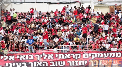 (אלעד ירקון)