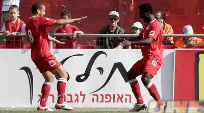 בנאיני רוקד (תומר גבאי) בנאיני רוקד (תומר גבאי)