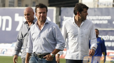 לותר מתיאוס בתקופתו בנתניה. החמיא לאלמוג כהן בתקשורת הגרמנית (אמיר לוי)