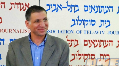 עופר פרי. &qout;ההחלטה תיצור מהפכה בתחום המתקנים בענף הכדורגל&qout; (שי לוי)