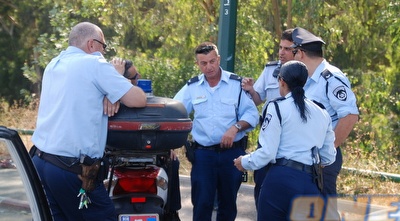 משטרה (שי לוי)