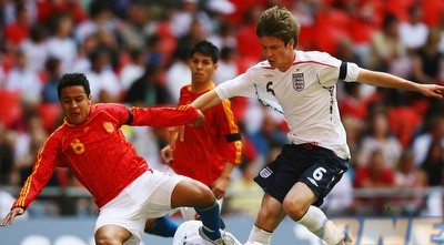 תיאגו אלקנטרה (משמאל) במדי נבחרת ספרד. הדבר הגדול הבא (GettyImages) תיאגו אלקנטרה (משמאל) במדי נבחרת ספרד. הדבר הגדול הבא (GettyImages)