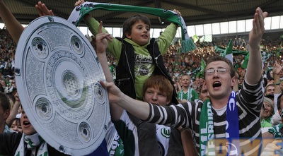 אוהדי וולפסבורג (רויטרס) אוהדי וולפסבורג (רויטרס)