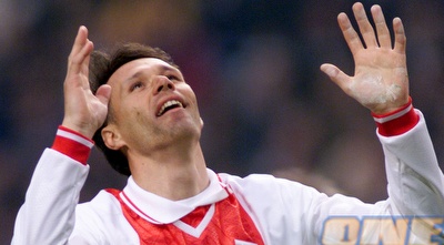 ואן באסטן (רויטרס) ואן באסטן (רויטרס)