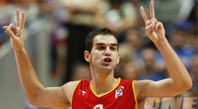 חוזה קלדרון (רויטרס) חוזה קלדרון (רויטרס)