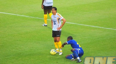 יואב זיו במדי לוקרן. הבאה שלו תאפשר את שחרורם של קנדה ושיש (אור שפונדר)