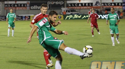 דקל קינן מרחיק. חיפה שמרה על התוצאה בסיום (עמית מצפה)