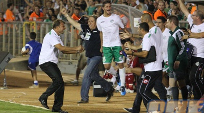 הספסל של חיפה בשריקת הסיום (עמית מצפה)