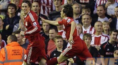 בניון וטורס במדי ליברפול. &qout;אז, הוא היה אחד הטובים בעולם&qout; (רויטרס)