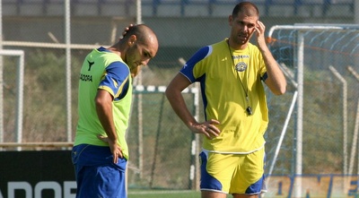 נמני ואסוס (אור שפונדר)