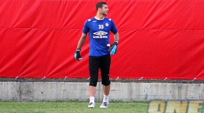 ניל אברבנל באימון הפועל (רועי גלדסטון) ניל אברבנל באימון הפועל (רועי גלדסטון)