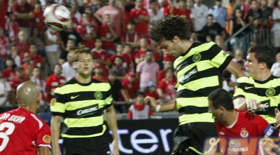 סמאראס נוגח למשקוף בבלומפילד. הניצחון על סלטיק נספר (אמיר לוי) סמאראס נוגח למשקוף בבלומפילד. הניצחון על סלטיק נספר (אמיר לוי)