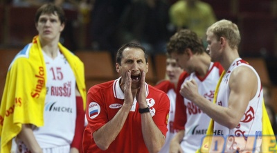 דייויד בלאט. &qout;בנאדם ענק&qout; (רויטרס)