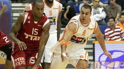 אבי סוכר. מתחיל את דרכו ברמלה