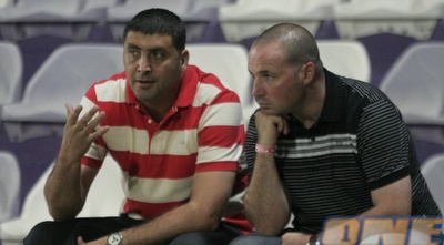 יובל נעים וירון קוריס. הבעלים שוקל את המשך דרכו (דרור עינב)