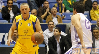 ארואסטי, גם הוא יקח חלק בוועדה