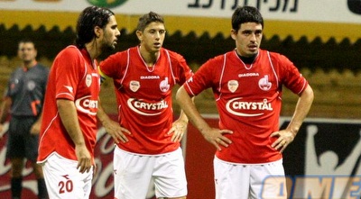 שחקני ב&qout;ש (אמיר לוי) שחקני ב&qout;ש (אמיר לוי)