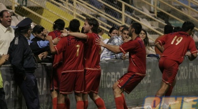 שחקני רעננה חוגגים ניצחון חשוב (דרור עינב)