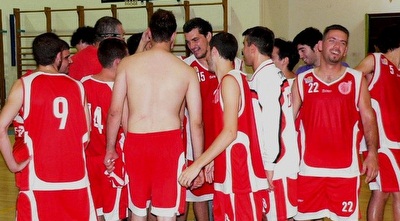 הפועל ב&qout;ש סל (ONE)