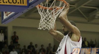 בראיין רנדל מטביע (דרור עינב) בראיין רנדל מטביע (דרור עינב)