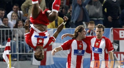 אוצ´ה חוגג צמד ענק לאלמריה (רויטרס) אוצ´ה חוגג צמד ענק לאלמריה (רויטרס)