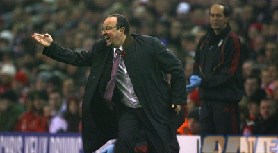 רפא בניטס. גורם להרבה שאלות בקרב ראשי הקבוצה (GettyImages) רפא בניטס. גורם להרבה שאלות בקרב ראשי הקבוצה (GettyImages)