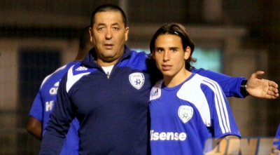 גיא אסולין באימון הנבחרת הצעירה. חשוב שהנבחרת תקבל את תמיכת הקהל (קובי אליהו)