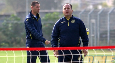 אבי נמני ואיציק עובדיה. ספק אם יוותרו על שחקן צעיר לטובת מקרייב (אור שפונדר)