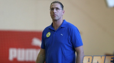 אבי רש. במקום הראשון (קובי אליהו)