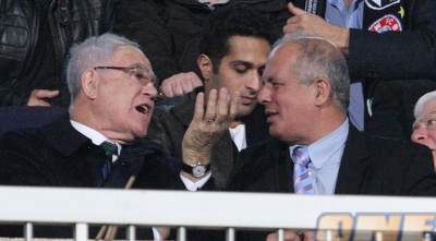 החליפות ביציע. שחר ולוזון מתדיינים, אבל מהם לא תבוא הישועה (עמית מצפה) החליפות ביציע. שחר ולוזון מתדיינים, אבל מהם לא תבוא הישועה (עמית מצפה)