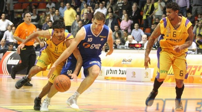 אליהו נלחם. &qout;זו ירידה לצורך עלייה&qout; (דרור עינב)