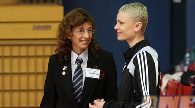 אניה מירקין (גיא בן זיו) אניה מירקין (גיא בן זיו)