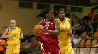 שרי סאם. 13 נקודות שלה לא עזרו לחולון (קובי אליהו)