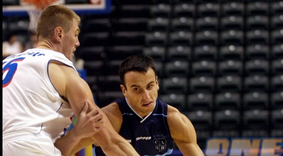 ג´ינובילי במדי ארגנטינה. הביך את האמריקנים (רויטרס)