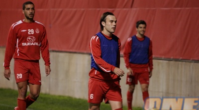 נאתכו ודואני באימון הפועל ת&qout;א (רועי גלדסטון)