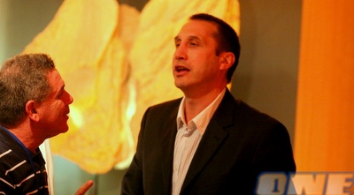 דייויד בלאט ועמית גל (קובי אליהו)