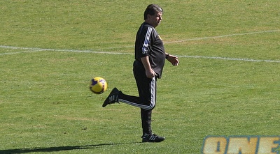 עקב של יצחק שום (גיא בן זיו) עקב של יצחק שום (גיא בן זיו)