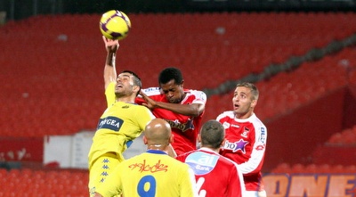 כחלון ופטי עולים לכדור גובה (קובי אליהו)