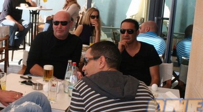 פגישת טביב ואגייאר (רועי גלדסטון) פגישת טביב ואגייאר (רועי גלדסטון)