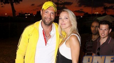 גומא אגייאר ואשתו בזמנים יפים יותר (אלירן אביטל)