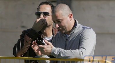 ג´קי בן זקן הגיע לצפות בשחקני הנוער (דרור עינב) ג´קי בן זקן הגיע לצפות בשחקני הנוער (דרור עינב)