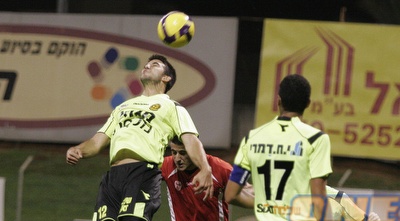 אוראל דגני. יוסט לעמדת המגן הימני, יצטרך לשים עין על (דרור עינב) אוראל דגני. יוסט לעמדת המגן הימני, יצטרך לשים עין על (דרור עינב)