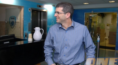 חוקר המס מגיע להתאחדות (שי לוי)