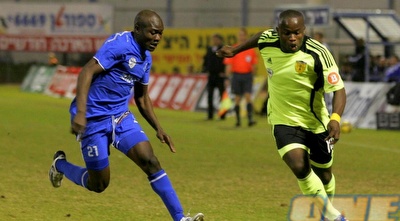 אוסמן באשירו. לא ברור עדיין אם יפתח בחוד המלאבסים (שי לוי) אוסמן באשירו. לא ברור עדיין אם יפתח בחוד המלאבסים (שי לוי)